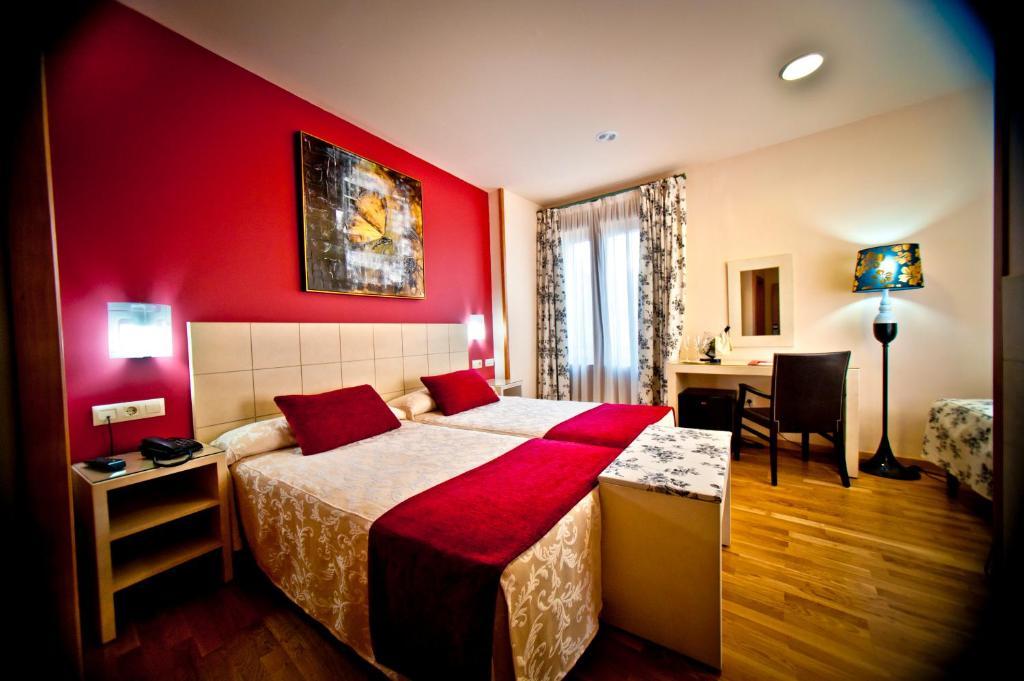 Hotel Condes De Castilla Segovia Ruang foto